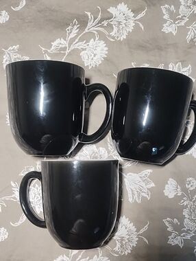 Room Essentials Glossy Black Ceramic Mug Set - Trio